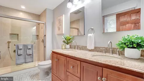 7824 Elberta Dr, Severn, MD 21144 photo 16