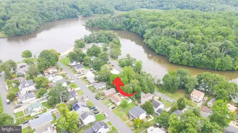 View/Area - 2037 Shore Dr, Edgewater, MD 21037 photo 3 of 7