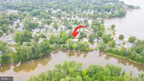 Other - 2037 Shore Dr, Edgewater, MD 21037 photo 3 of 7