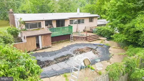 Other - 2037 Shore Dr, Edgewater, MD 21037 photo 4 of 7