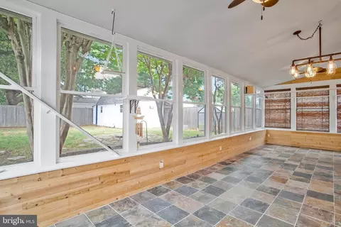 234 Meadow Rd, Pasadena, MD 21122 photo 5