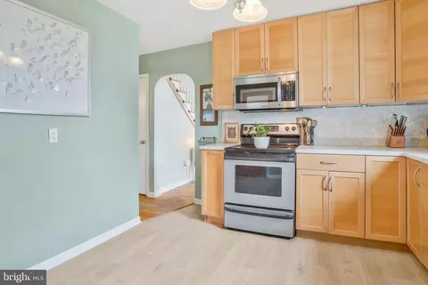 234 Meadow Rd, Pasadena, MD 21122 photo 10