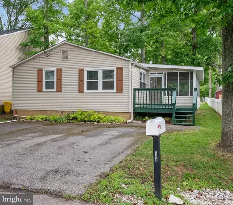 3304 Booker Rd, Annapolis, MD 21403