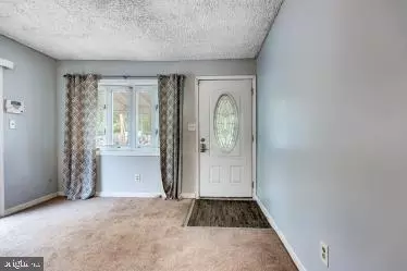 Entry Way - 765 202nd St, Pasadena, MD 21122 photo 1 of 4