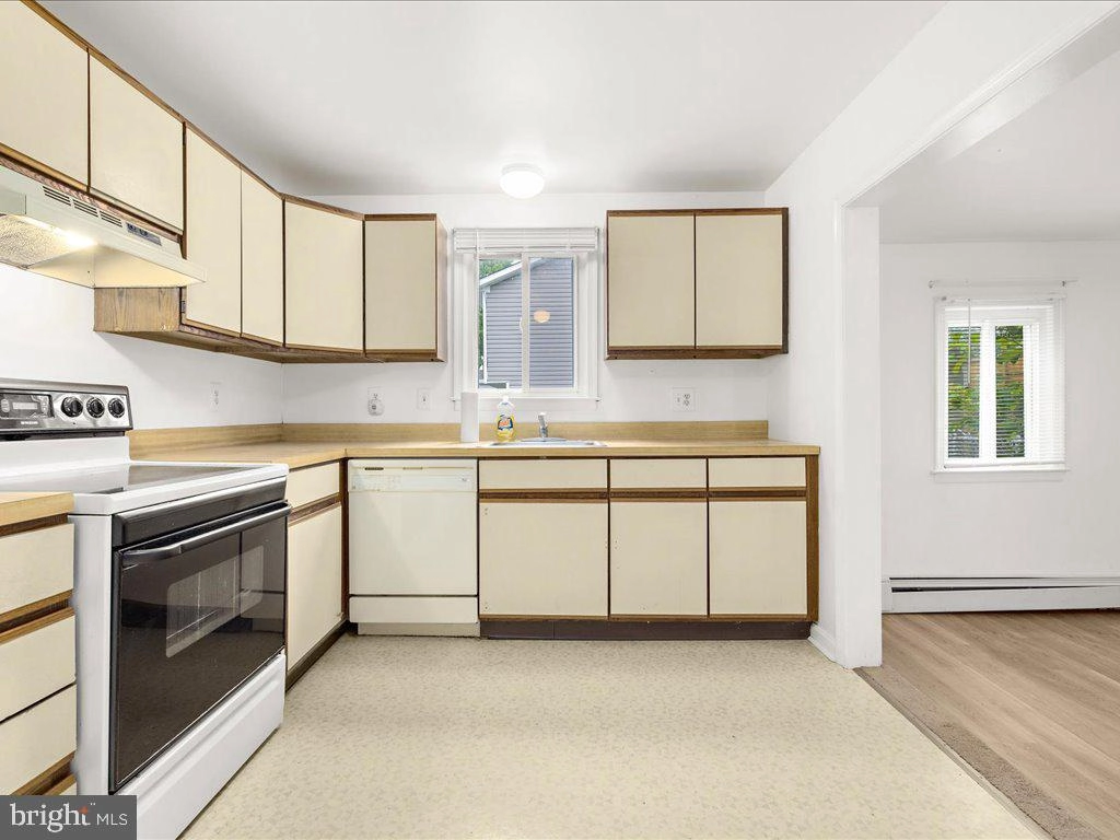 1614 Ruxton Rd, Edgewater, MD 21037 photo 8