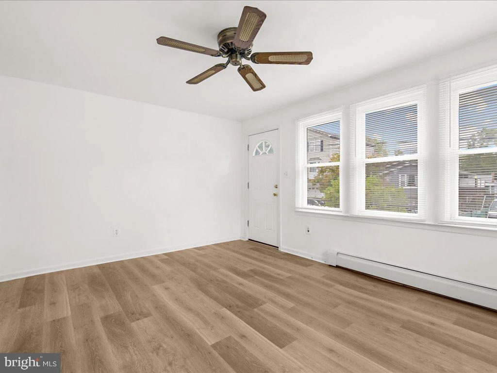 1614 Ruxton Rd, Edgewater, MD 21037 photo 3