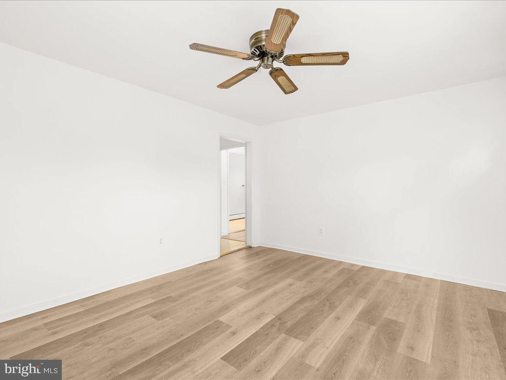 1614 Ruxton Rd, Edgewater, MD 21037 photo 4