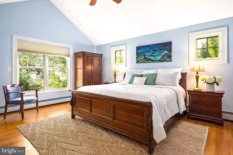 Bedroom - 8 Steele Ave, Annapolis, MD 21401 photo 1 of 8