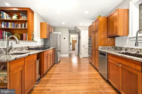 Kitchen - 8 Steele Ave, Annapolis, MD 21401 photo 2 of 6