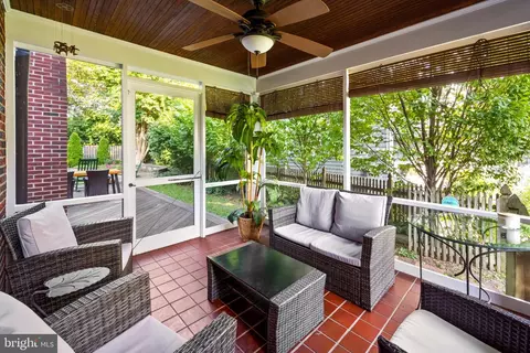 Exterior - 8 Steele Ave, Annapolis, MD 21401 photo 4 of 10