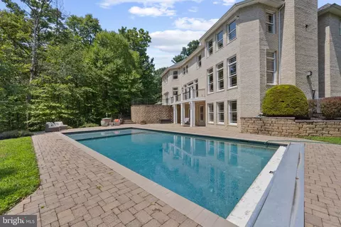 1712 Foxgrape Ln, Annapolis, MD 21401 photo 2