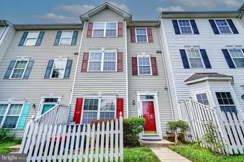 1511 Fairbrook Ct, Severn, MD 21144