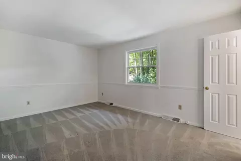 Bedroom - 1229 Tamarack Trl, Arnold, MD 21012 photo 2 of 3