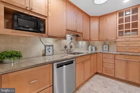 Kitchen - 1229 Tamarack Trl, Arnold, MD 21012 photo 2 of 3
