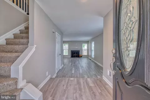 8070 Pendragon Way, Pasadena, MD 21122 photo 4
