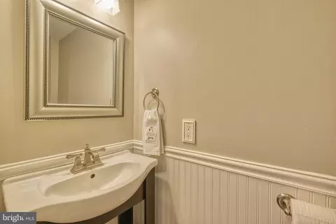 8070 Pendragon Way, Pasadena, MD 21122 photo 21