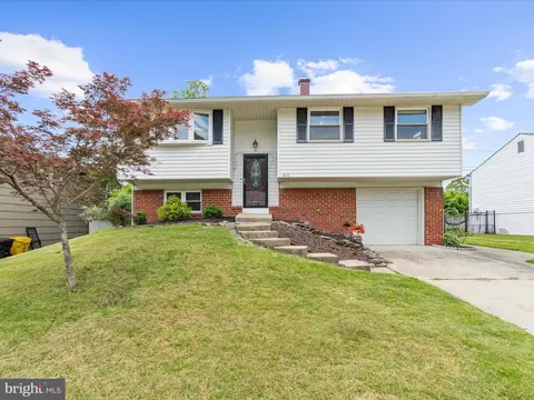 616 Nolberry Dr, Glen Burnie, MD 21061