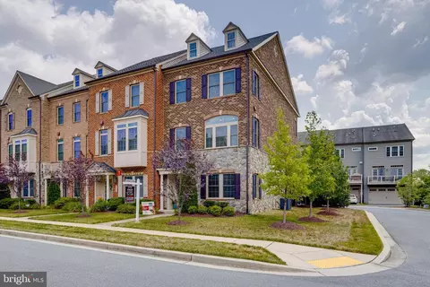 7529 Thicket Run, Hanover, MD 21076 photo 2