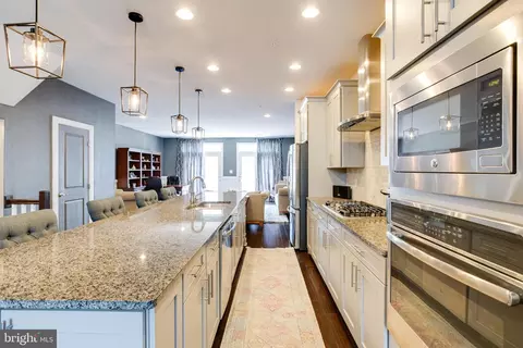 7529 Thicket Run, Hanover, MD 21076 photo 18