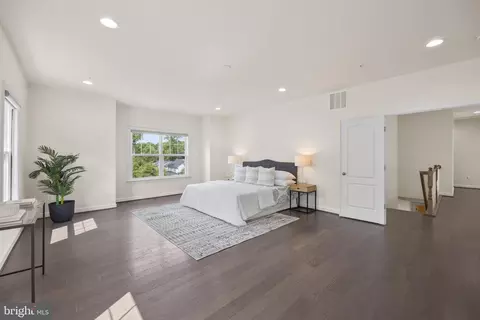 Bedroom - 151 Moore Rd, Arnold, MD 21012 photo 1 of 3