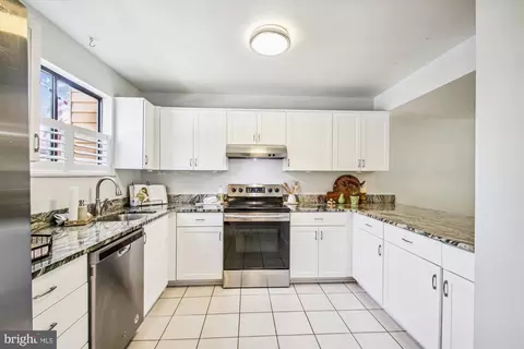 Kitchen - 1364 Hazel Nut Ct, Annapolis, MD 21409 photo 1 of 2