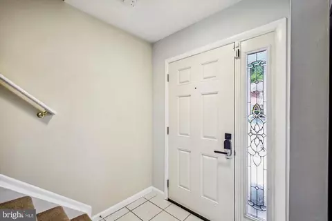 Entry Way - 1364 Hazel Nut Ct, Annapolis, MD 21409 photo 2 of 2
