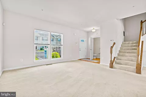 1219 Graycliff Ln, Odenton, MD 21113 photo 5