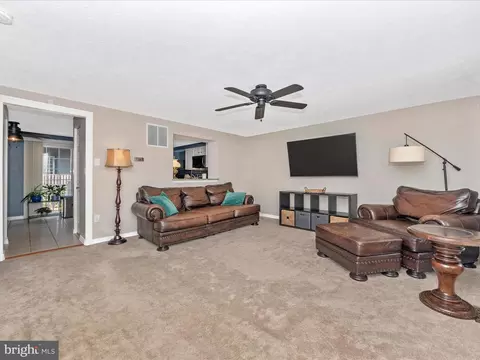 Living - 1827 Log Mill Pl, Crofton, MD 21114 photo 1 of 5
