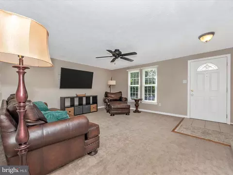 Living - 1827 Log Mill Pl, Crofton, MD 21114 photo 4 of 5