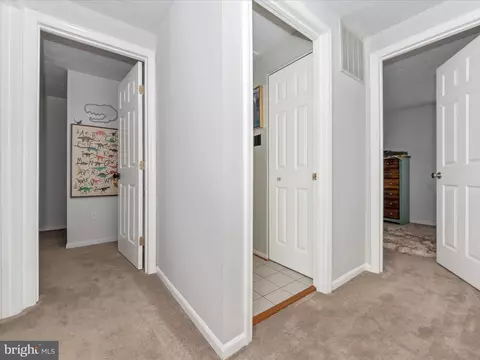 Entry Way - 1827 Log Mill Pl, Crofton, MD 21114 photo 3 of 4