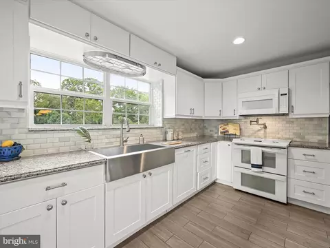 Kitchen - 341 Edgewater Rd, Pasadena, MD 21122 photo 3 of 3