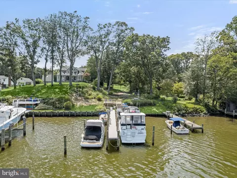 View/Area - 341 Edgewater Rd, Pasadena, MD 21122 photo 4 of 5