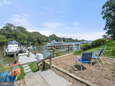 Exterior - 341 Edgewater Rd, Pasadena, MD 21122 photo 2 of 16