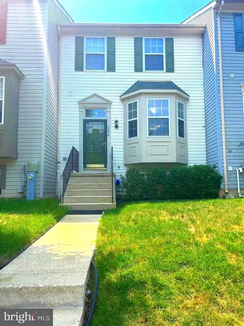 206 Quiet Ridge Ct, Pasadena, MD 21122