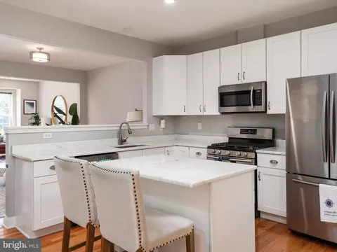 814 Stonehurst Ct, Annapolis, MD 21409 photo 9