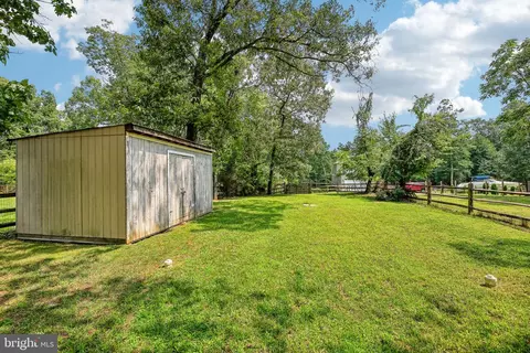 323 Dorchester Rd, Pasadena, MD 21122 photo 39