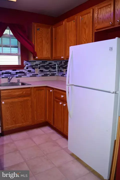 2078 Forest Dr, Annapolis, MD 21401 photo 11
