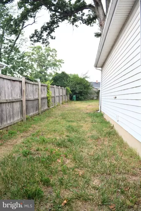 2078 Forest Dr, Annapolis, MD 21401 photo 19