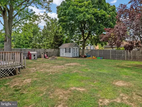 228 Dale Rd, Pasadena, MD 21122 photo 33