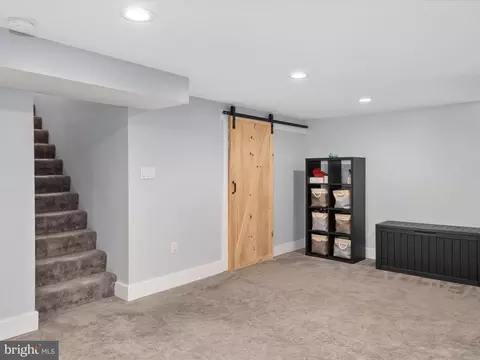228 Dale Rd, Pasadena, MD 21122 photo 27