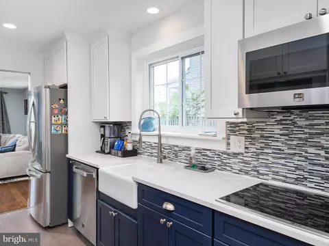 228 Dale Rd, Pasadena, MD 21122 photo 9