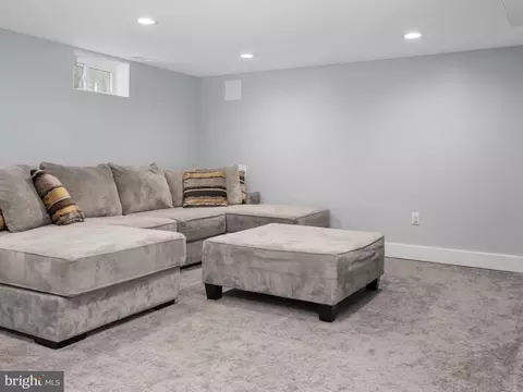 228 Dale Rd, Pasadena, MD 21122 photo 24
