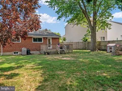 228 Dale Rd, Pasadena, MD 21122 photo 32