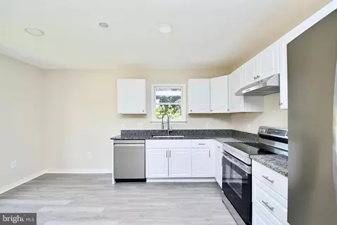 30 Johnson Rd, Pasadena, MD 21122 photo 11