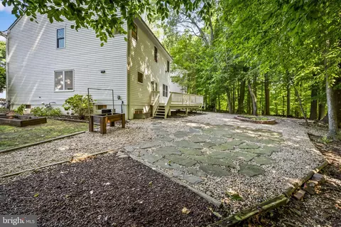 Exterior - 2401 Hightee Ct, Crofton, MD 21114 photo 9 of 10