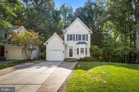 Exterior - 2401 Hightee Ct, Crofton, MD 21114 photo 2 of 10