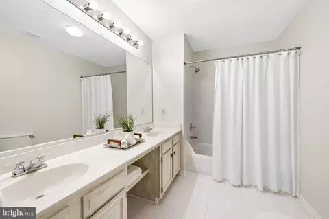 Bath - 2401 Hightee Ct, Crofton, MD 21114 photo 1 of 4