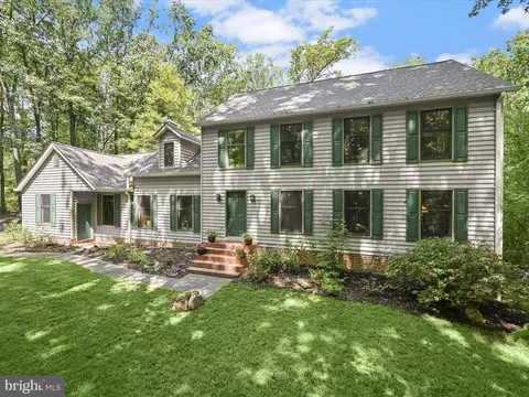1682 Preakness Dr, Gambrills, MD 21054