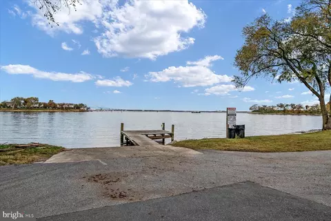 View/Area - 264 Carroll Rd, Pasadena, MD 21122 photo 2 of 5