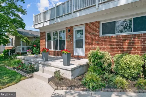 Exterior - 264 Carroll Rd, Pasadena, MD 21122 photo 4 of 9
